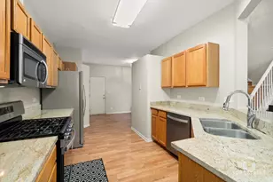 5580 Lavender Ct, Rolling Meadows, IL 60008 - Photo 8