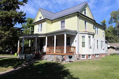 423 W Main Street, Clifton, IL 61727 - Photo 2