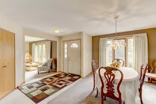 8600 Henke Dr, Tinley Park, IL 60487 - Photo 4