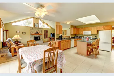 8600 Henke Drive, Tinley Park, IL 60487 - Photo 12
