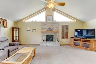 8600 Henke Dr, Tinley Park, IL 60487 - Photo 8