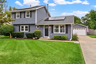 5216 Palm St, McHenry, IL 60051 - Photo 2