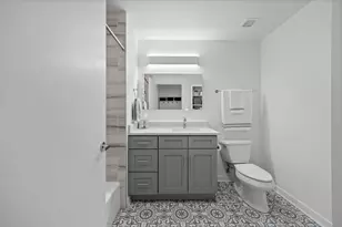 860 W Blackhawk St, Chicago, IL 60642 - Photo 14