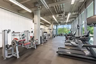 860 W Blackhawk St, Chicago, IL 60642 - Photo 18