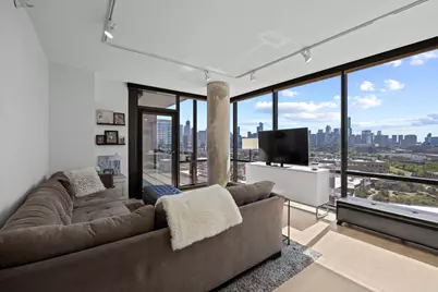 860 W Blackhawk Street #1401, Chicago, IL 60642 - Photo 2