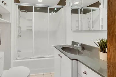 1034 N La Salle Drive, Chicago, IL 60610 - Photo 36