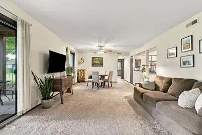 4905 W Oakwood Drive #D, McHenry, IL 60050 - Photo 6