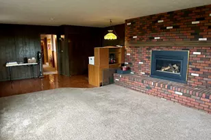 27256 N 2850 East Rd, Chenoa, IL 61726 - Photo 6