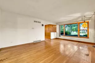 10220 S Kostner Ave, Oak Lawn, IL 60453 - Photo 4