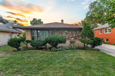 10220 S Kostner Avenue, Oak Lawn, IL 60453 - Photo 2