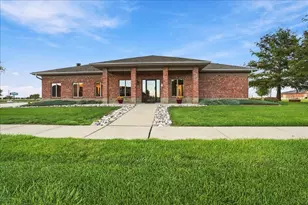 1706 Glenbridge Rd, Bloomington, IL 61704 - Photo 30