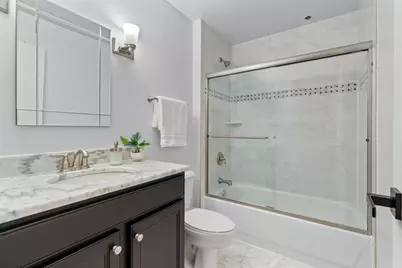 758 N Larrabee Street #319, Chicago, IL 60654 - Photo 16