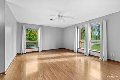 450 W Downer Place #2A, Aurora, IL 60506 - Photo 6