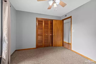 450 W Downer Place #2A, Aurora, IL 60506 - Photo 18