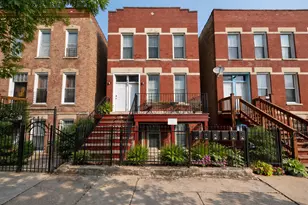 460 W 28th Pl, Chicago, IL 60616 - Photo 1