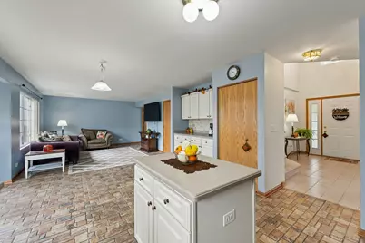 354 Settler Road, Dekalb, IL 60115 - Photo 8