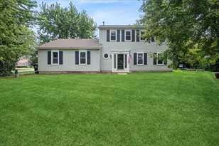 1348 Loch Lomond Dr, Crystal Lake, IL 60014 - Photo 1