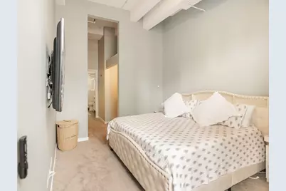 333 W Hubbard Street #605, Chicago, IL 60654 - Photo 8