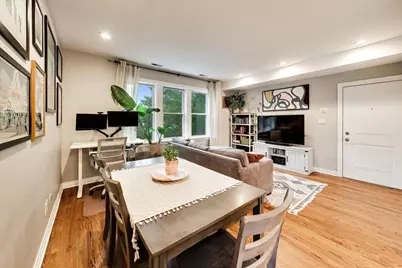 2243 W Ainslie Street #3W, Chicago, IL 60625 - Photo 4