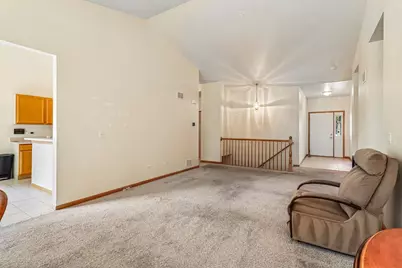 2276 Ashbrook Lane, Grayslake, IL 60030 - Photo 10