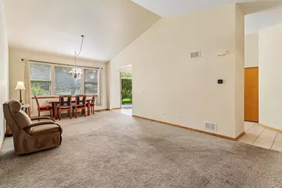 2276 Ashbrook Lane, Grayslake, IL 60030 - Photo 2