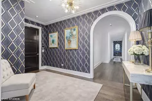 118 E Erie St, Chicago, IL 60611 - Photo 4