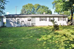 39 Lynwood Dr, Morris, IL 60450 - Photo 2