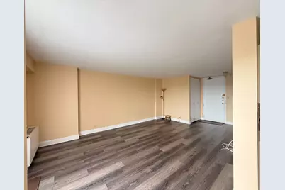7141 N Kedzie Avenue #912, Chicago, IL 60645 - Photo 4