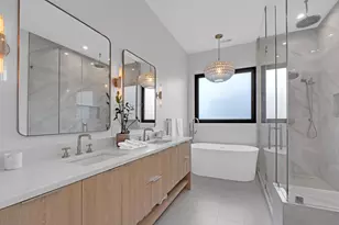 1246 N Marion Ct, Chicago, IL 60622 - Photo 14
