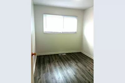 1290 Balmoral Avenue, Calumet City, IL 60409 - Photo 6