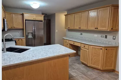 9510 Perth Circle, Tinley Park, IL 60487 - Photo 6