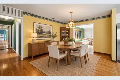 207 Tully Place, Prospect Heights, IL 60070 - Photo 8