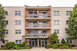 8210 Elmwood St, Skokie, IL 60077 - Photo 2