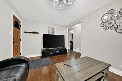 5444 W 64th Street, Chicago, IL 60638 - Photo 6