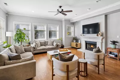 1400 W Byron Street #2E, Chicago, IL 60613 - Photo 2