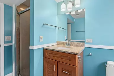 9427 Merrill Avenue, Morton Grove, IL 60053 - Photo 16