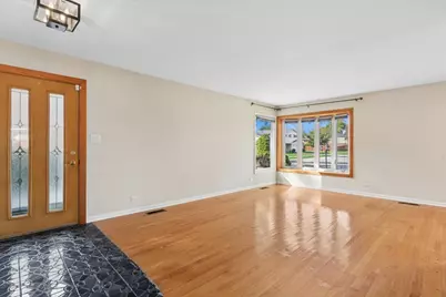 9427 Merrill Avenue, Morton Grove, IL 60053 - Photo 2