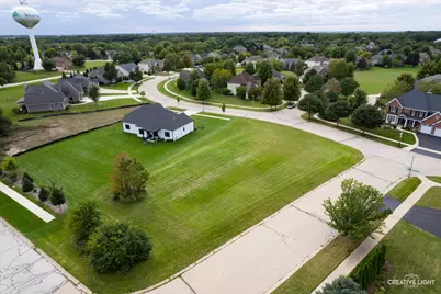 699 Greenfield Road, Sugar Grove, IL 60554 - Photo 2