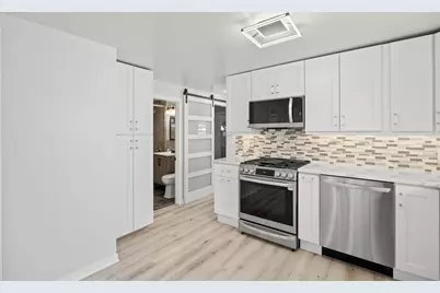 6130 S Narragansett Avenue, Chicago, IL 60638 - Photo 10