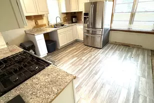 16808 Crane Ave, Hazel Crest, IL 60429 - Photo 2