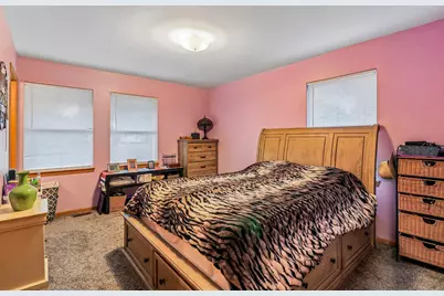 92 Bay Road, Fox Lake, IL 60020 - Photo 16