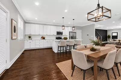 612 S 13th Avenue, Maywood, IL 60153 - Photo 8