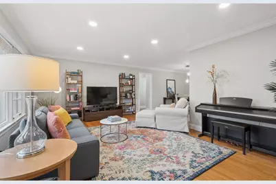 2300 Central Street #3, Evanston, IL 60201 - Photo 4