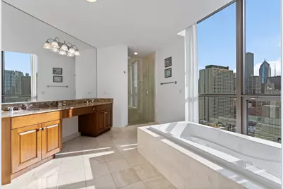 21 E Huron Street #2803, Chicago, IL 60611 - Photo 18