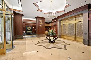 21 E Huron St, Chicago, IL 60611 - Photo 2