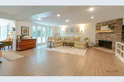 7225 Red Oak Drive, Crystal Lake, IL 60012 - Photo 12