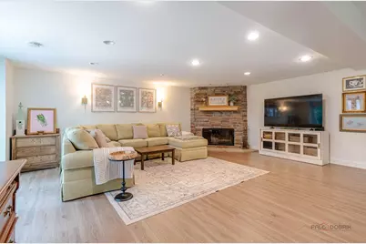 7225 Red Oak Drive, Crystal Lake, IL 60012 - Photo 10