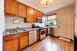 1520 W Belle Plaine Ave, Chicago, IL 60613 - Photo 8
