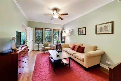 1520 W Belle Plaine Avenue #3, Chicago, IL 60613 - Photo 2