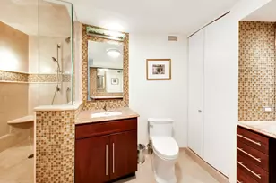 360 E Randolph St, Chicago, IL 60601 - Photo 18